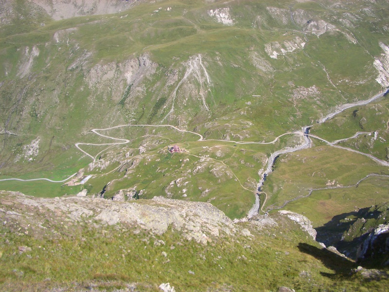 Blick auf die Benevolo Hütte